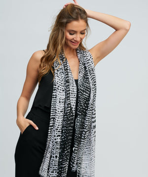 Abstract Print Spring Scarf - Black-White